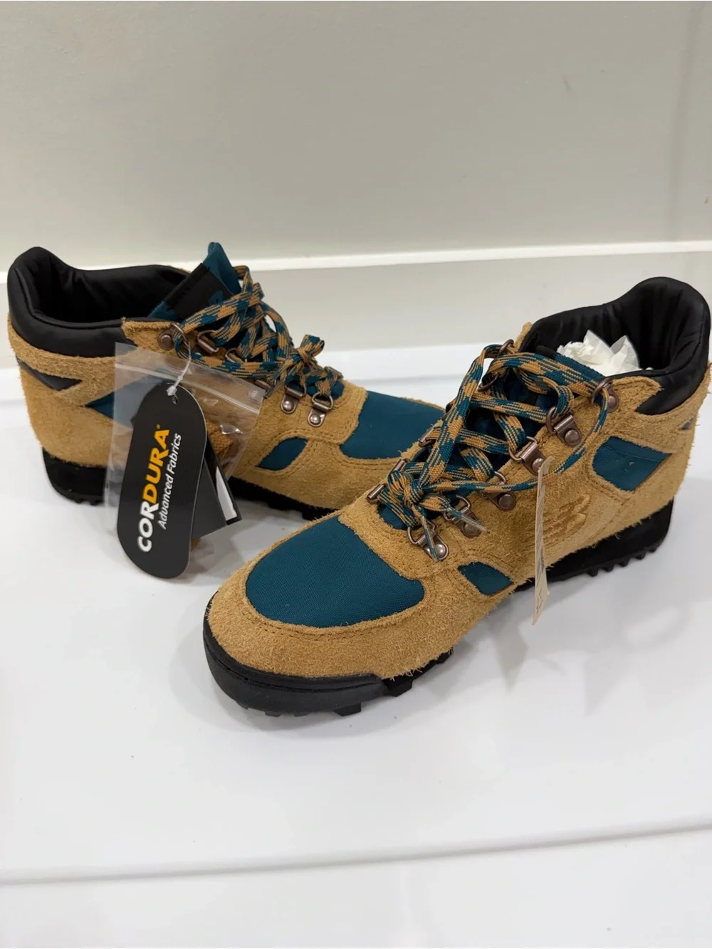 New Balance Men’s Urainaa Trail Hiker Shoes Boots Size 8.5